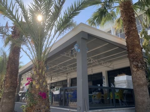 Teras & Lobby Bar